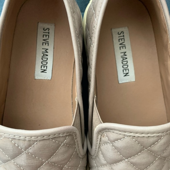 Steve Madden Ecentrcq Sneaker - Picture 3 of 4